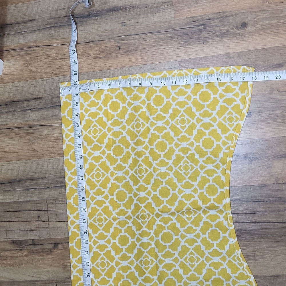 WAVERLY Gold White Lovely Lattice Mimosa Cotton Pocket Valence 50"x18" - Picture 2 of 5